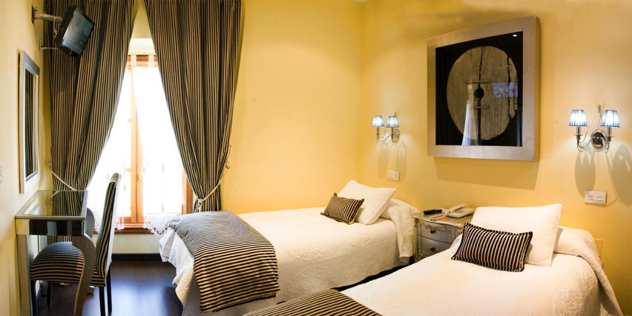 וייפרנקה-מונטס דה אוקה Hotel San Anton Abad מראה חיצוני תמונה